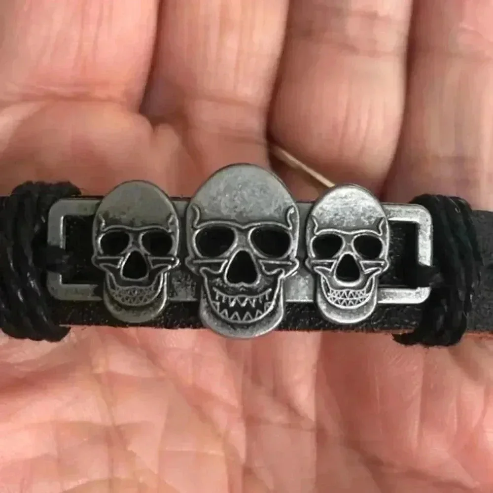 Pewter Triple Skulls Leather & Hemp Adjustable Bracelet F NWT
